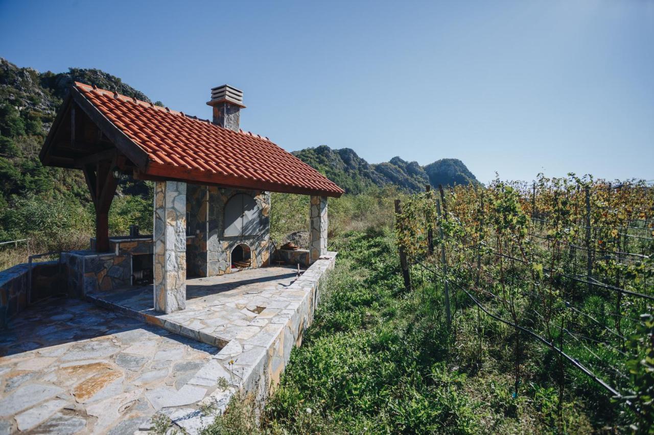 Eco Winery Lipovac Apartments Cetinje Eksteriør bilde