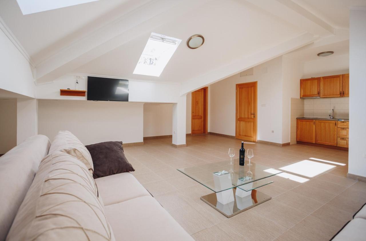 Eco Winery Lipovac Apartments Cetinje Eksteriør bilde