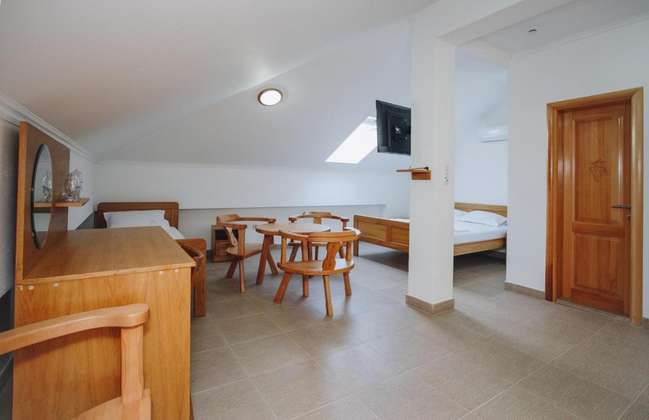 Eco Winery Lipovac Apartments Cetinje Eksteriør bilde
